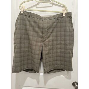 Walter Hagen Golf Shorts Size 42 Summer Vacation Tonal Plaid Flat Front